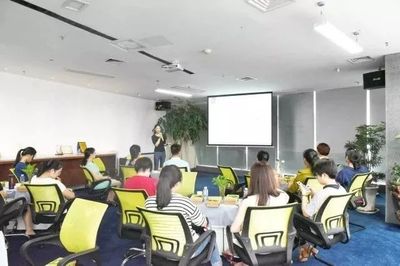 巾幗創(chuàng)新，數(shù)字賦能——樂(lè)愛(ài)眾創(chuàng)助力廈門(mén)集美區(qū)婦聯(lián)女性創(chuàng)業(yè)交流紀(jì)實(shí)